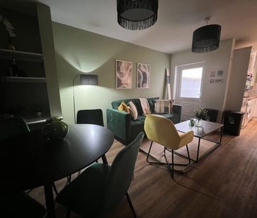 Room in a Shared House, Malvern Road, L6 - Photo 1