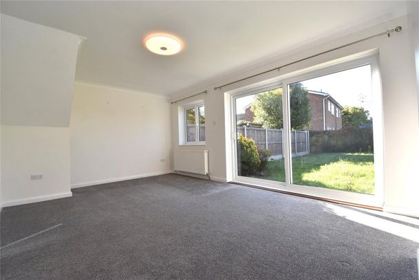 3 bedroom semi-detached house to rent - Photo 1