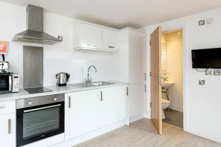 Studio to rent - Photo 3