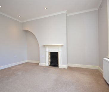 Flat to rent - Ravensbourne Avenue, Bromley, BR2 - Photo 6