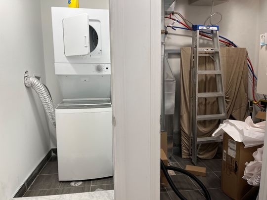 For Lease - 3 Falaise Road Unit# B2, Toronto, Ontario - Photo 1