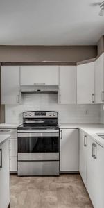 En face de l'université Laval - Photo 3