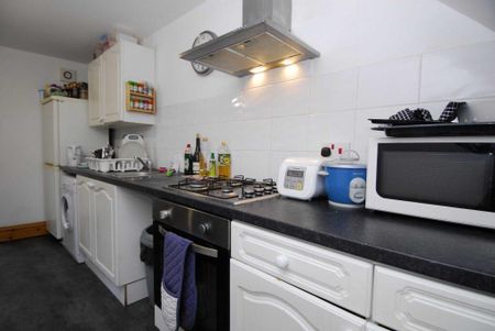 2 bedroom house share to rent - Photo 3