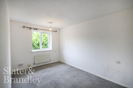 3 bedroom end of terrace house to rent - Photo 5