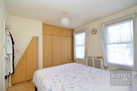 2 Bedroom House - Terraced To Let - Photo 5