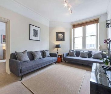 Charing Cross Road, Covent Garden, London, WC2H - Photo 3