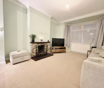 3 bedroom terraced house to rent - Photo 1