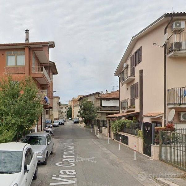 Valmontone soleggiato bilocale arredato - Photo 2