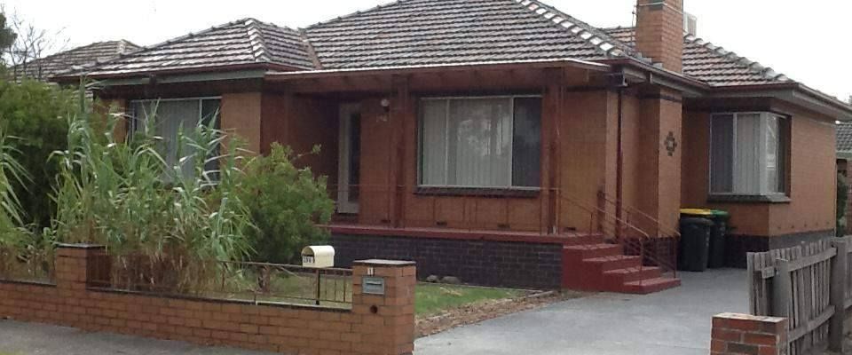 Freshly painted, fabulous 3 bedroom home - Photo 1