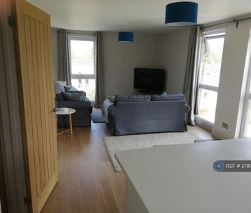2 bedroom flat to rent - Photo 3