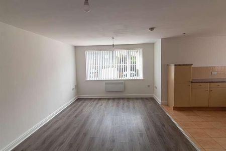 Edison Way, Arnold, Nottingham, NG5 - Photo 2