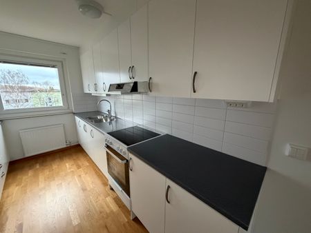 Hagebygatan 172 – 3rok (lgh 1203) - Photo 2