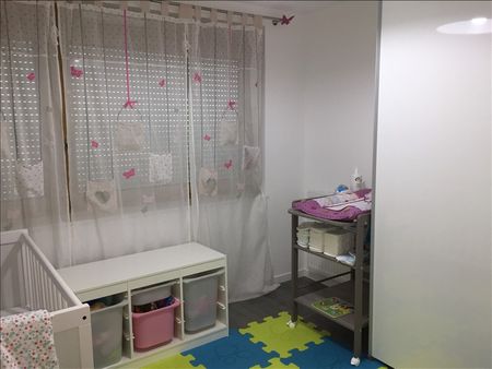 Location Appartement 3 pièces 70m² - Photo 5