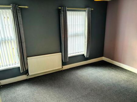 2 Taylors Row, Coleraine, BT52 1LL - Photo 3