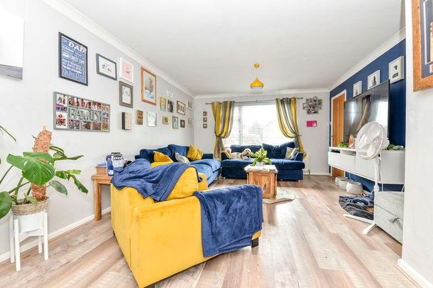 3 bedroom detached house to rent - Photo 1