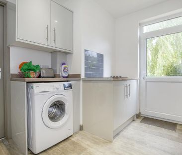 1 bedroom in a house share to rent - Photo 5
