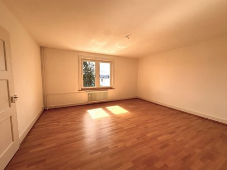 Charmante Wohnung mit grosszügigem Grundriss - Photo 2