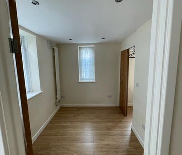 1 Bed Flat, London Road, CR7 - Photo 3