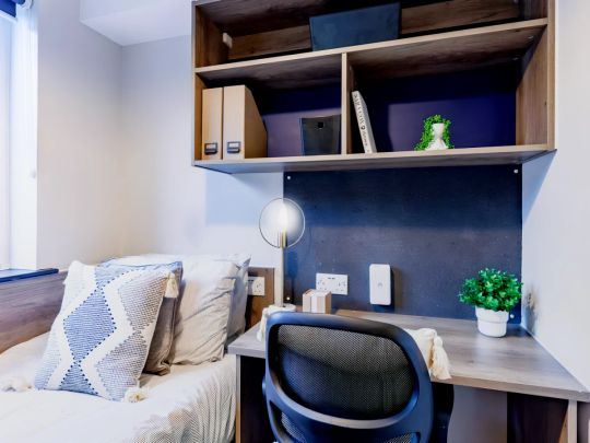 Standard Ensuite - Photo 1