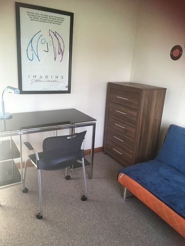 Fully furnished apartment near hospital - Photo 5