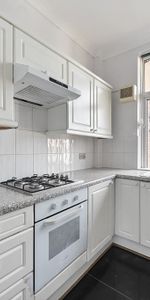 Room in a Shared Flat, High Street, CR0 - Photo 3