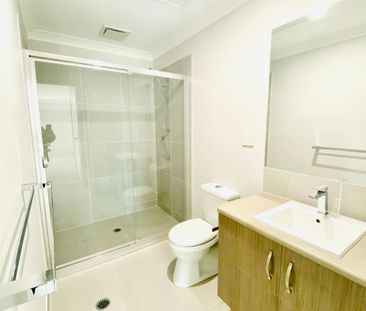 Neat and Tidy 2 bedroom Unit - Photo 4