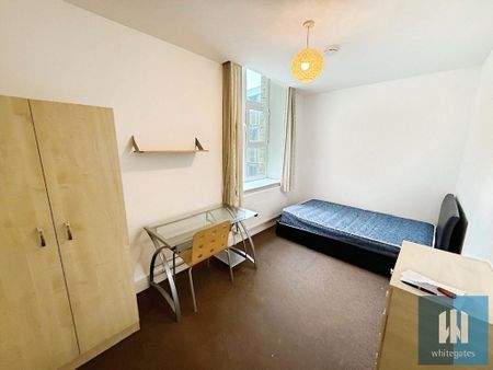 1 bedroom in a house share to rent - Photo 3