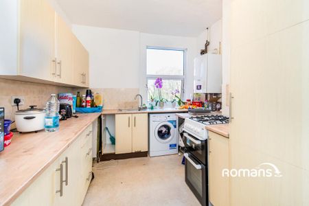 2 bedroom flat to rent - Photo 5