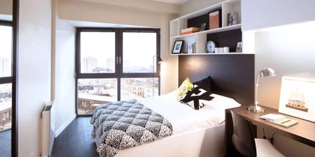 One Bed Apartment - Photo 3