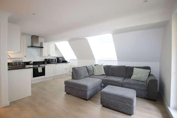 Foxley Lane, Purley, CR8 - Photo 1