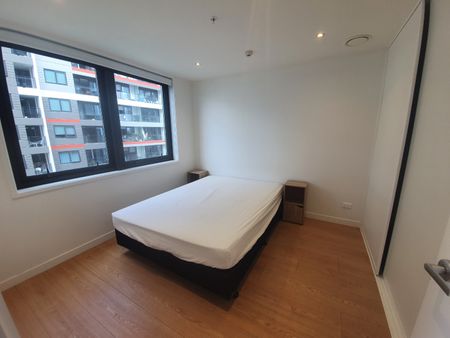 2 Bedroom fully furnished unit at Centro! + SMALL PETS FRIENDLY - Photo 3