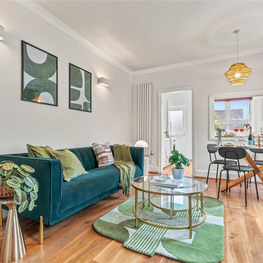 Valetta Road, London, W3 flat to rent - Photo 1