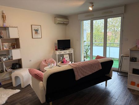 Location appartement 2 pièces, 42.86m², Saint-Sulpice-la-Pointe - Photo 2