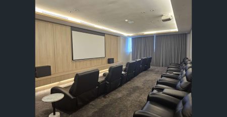 Luxurious Fully Furniture Living at Sky One Tower - Photo 5