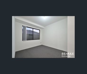 Perfect Family Home - Photo 5