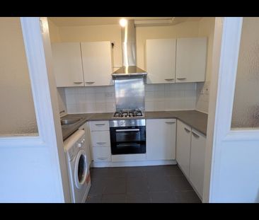 1 Bed Flat, Selborne Road, IG1 - Photo 4