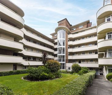 A well presented apartment in a purpose built development in Maida ... - Photo 1