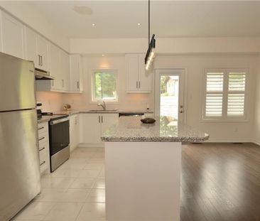 For Lease - 515 Garner Road Unit# 9, Hamilton, Ontario - Photo 6