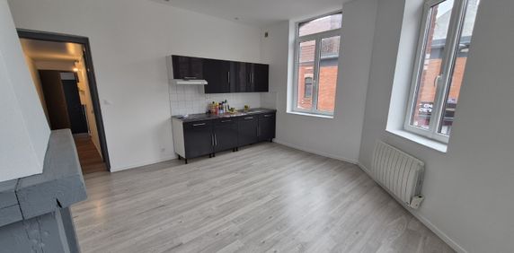 Location Appartement 2 pièces 34m² ROUBAIX 59100 - Photo 2