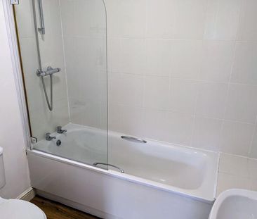 2 bedroom maisonette to rent - Photo 5