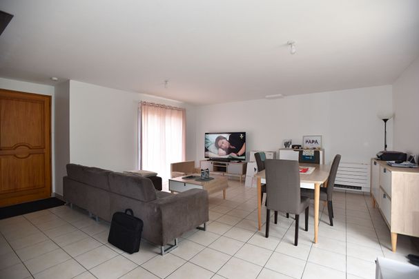 Location Maison 5 pièces 87m² - Photo 1