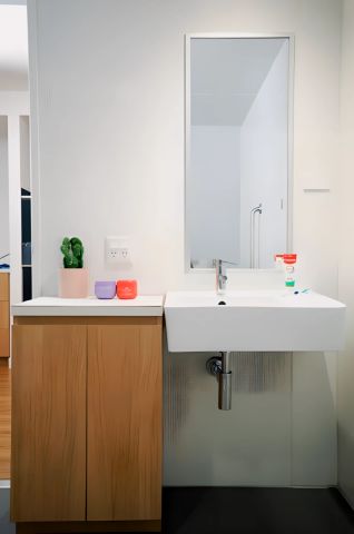 Scape Uni Square, Melbourne - Photo 3