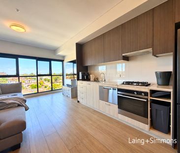 Modern two-bedroom apartment with balcony - Photo 3