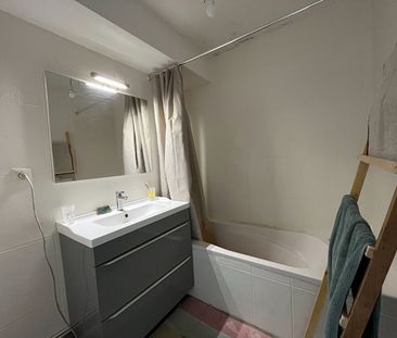 Location Appartement 3 pièces 58m² - Photo 5