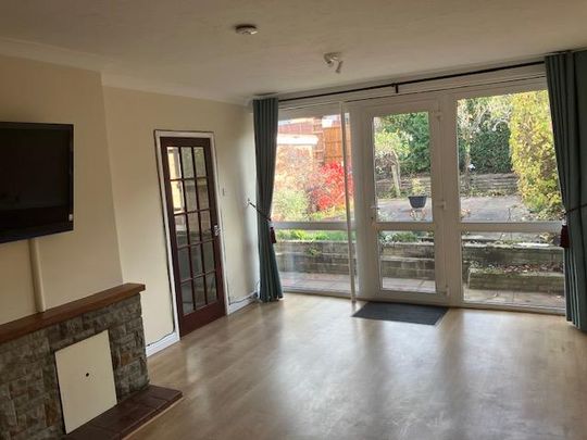 2 bedroom bungalow to rent - Photo 1