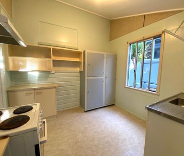 Wake up to the Waves and the Sunrise! Cottage for Rent! - Photo 5