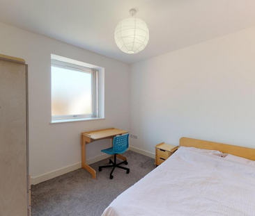 3 bedroom ground floor flat to rent - Photo 6