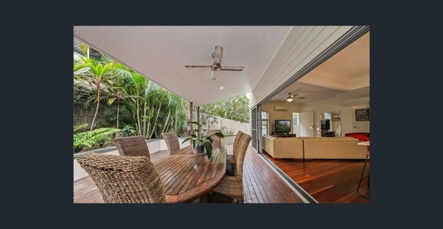 SHORT TERM ACCOMODATION - Modern Fully Furnished Luxury Townhouse in Milton - Photo 1