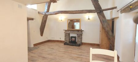 1 bedroom barn conversion to rent - Photo 5