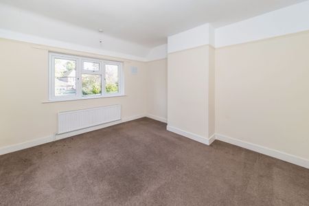3 bedroom semi-detached to rent Knole Grove - Photo 5